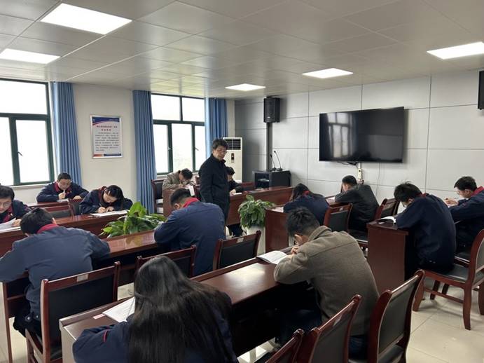 建材公司、檢測公司聯(lián)合開展管理人員業(yè)務(wù)提升考試
